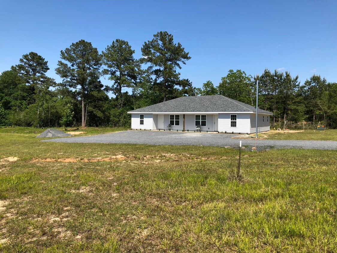 front view - 295 Maynor Rd