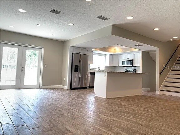 Foto del edificio - 2313 Green Lawn St