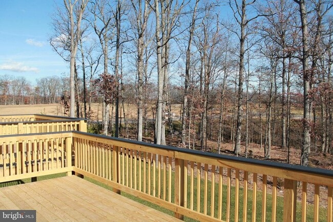 Building Photo - 109 Sequoia Dr