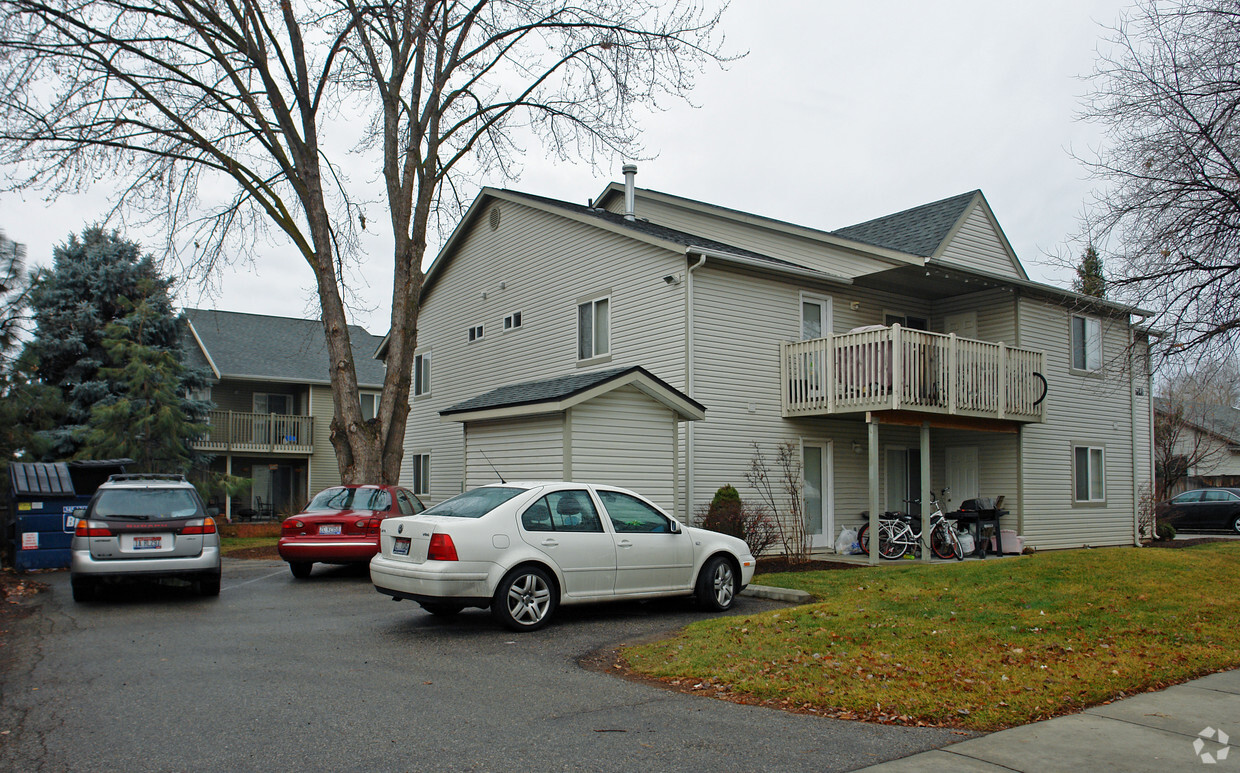 Primary Photo - ParkCenter Apartments