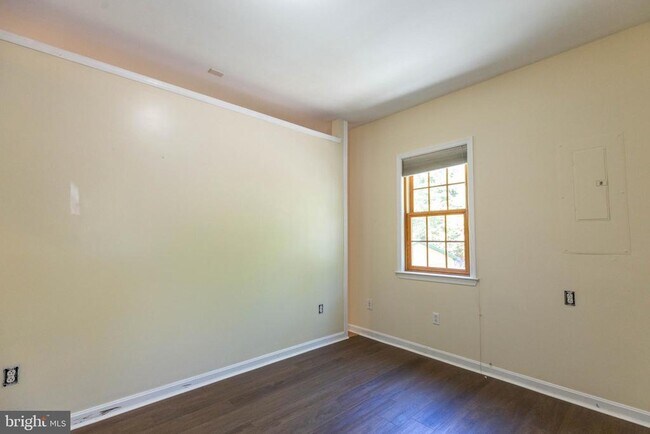 Foto del edificio - 4282 Swinging Bridge Rd