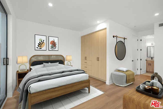 Building Photo - 1649 Selby Ave