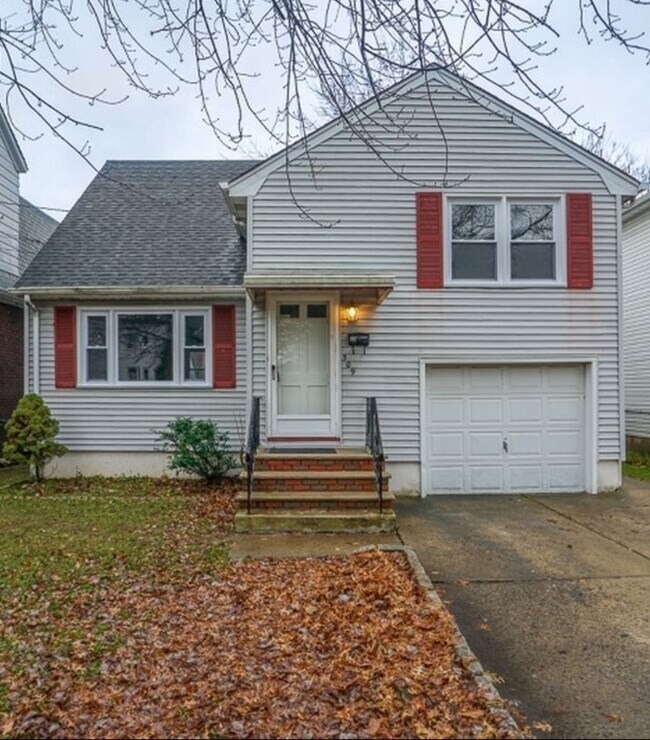 Front - 309 Maple Ave