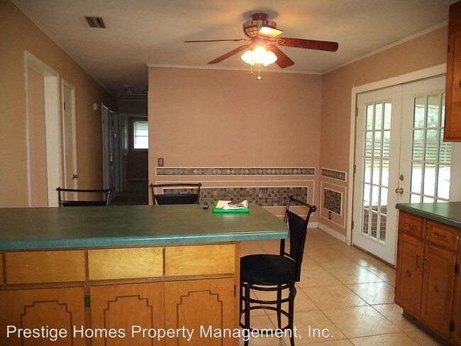 Building Photo - 3 br, 2 bath House - 105 Mockingbird Lane