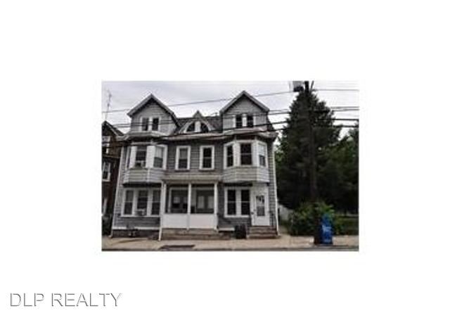 Primary Photo - 774 S Main St