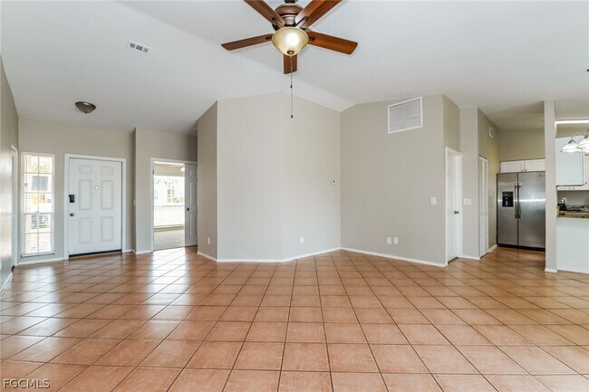 Foto del edificio - 17412 Oriole Rd