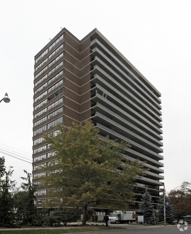 50 Prince Arthur Apartments 50 Prince Arthur Ave Toronto, ON