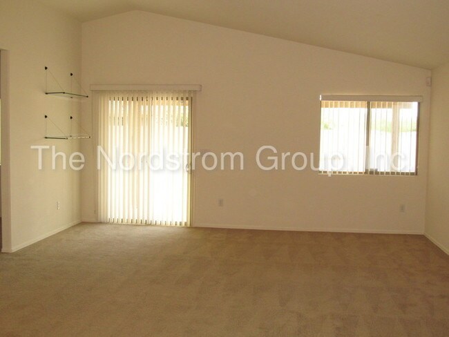 Building Photo - 2360 W Rau River Rd