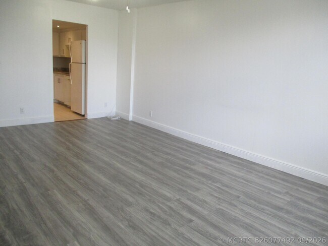 Building Photo - 2761 Taft St