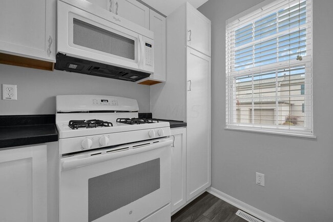 Building Photo - 1787 Hobbes Dr