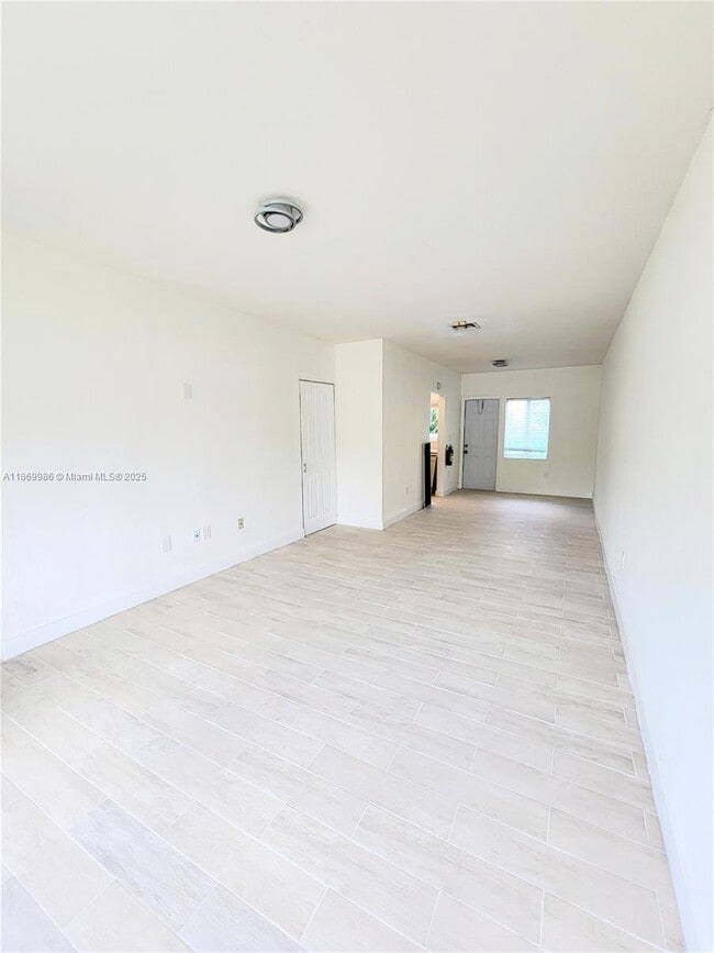Foto del edificio - 483 NW 84th Ln