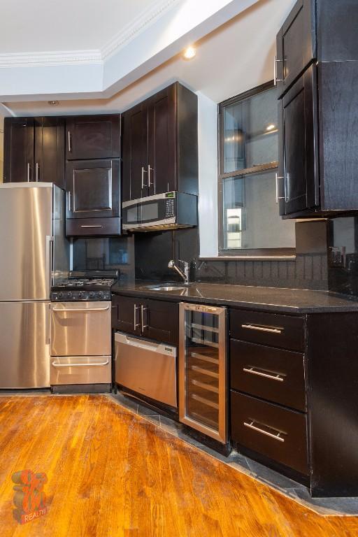 Building Photo - 248 Mott St