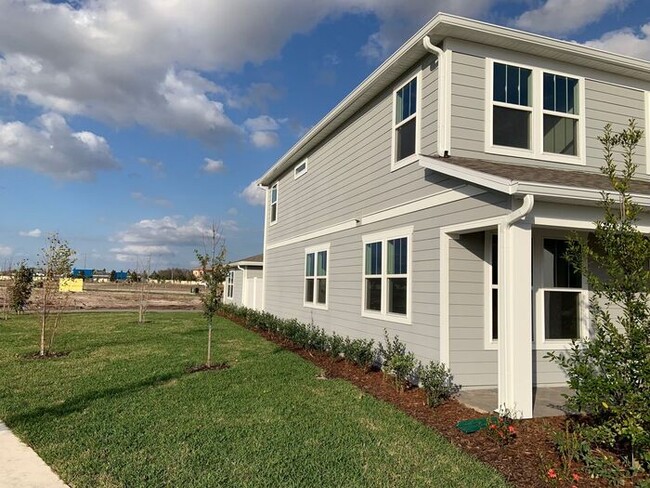 Foto del edificio - BRAND NEW 3/2.5 TOWNHOME In Lake Nona!!!