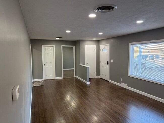 Foto del edificio - 2517 N Waldron St