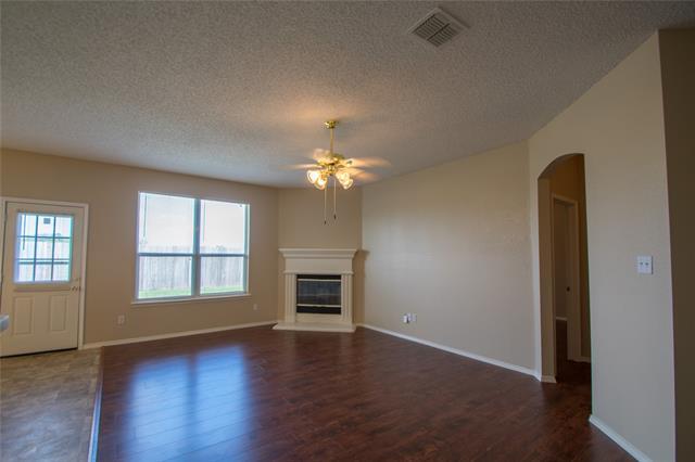 Foto del edificio - 6420 Bay Lake Dr