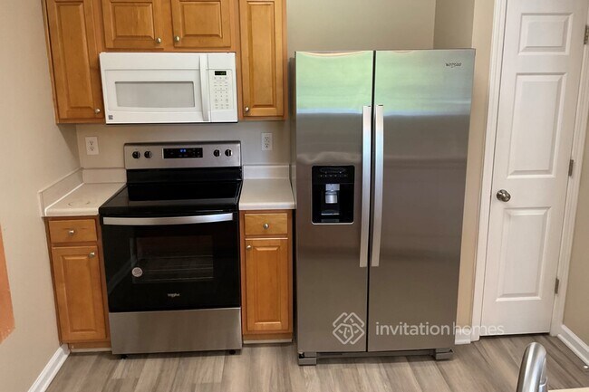 Foto del edificio - 407 Windstone Trail