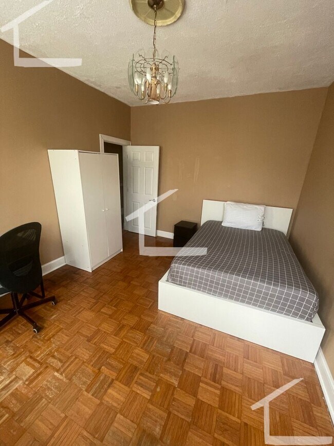 Foto del edificio - Central Brighton Location, Heat, Hot Water...