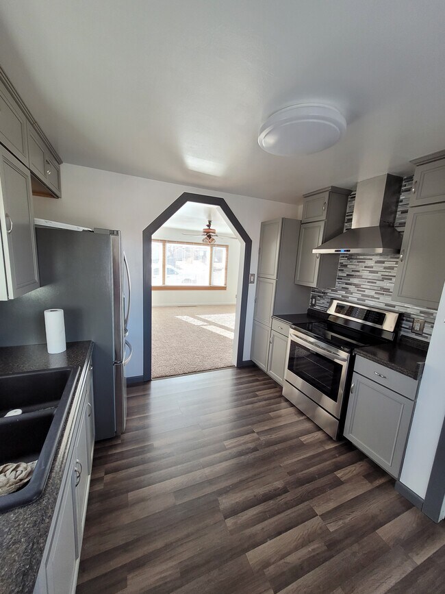 Foto del edificio - 2950 Plum Dr