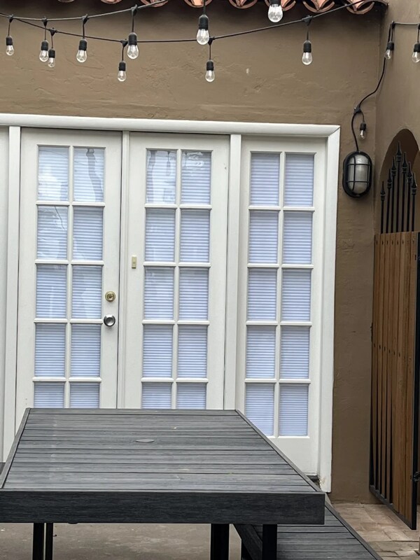 Building Photo - 1629 W Wilshire Dr