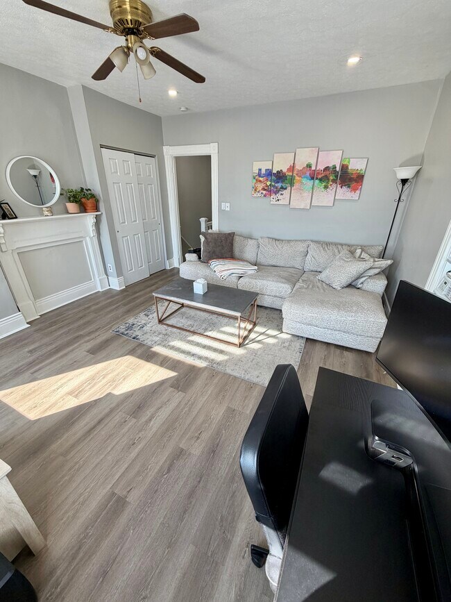 Foto del edificio - Eastern