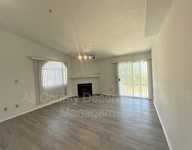 Building Photo - 11331 Verbena Dr