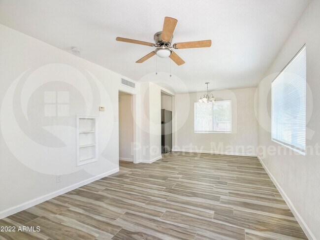 Foto del edificio - 2109 W Hayward Ave