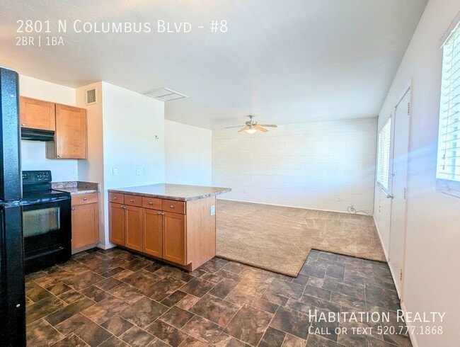 Building Photo - 2Bed/1Bath w/ Enclosed Patio & 2 Community...