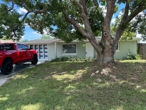 Building Photo - 4536 Jacqueline Dr