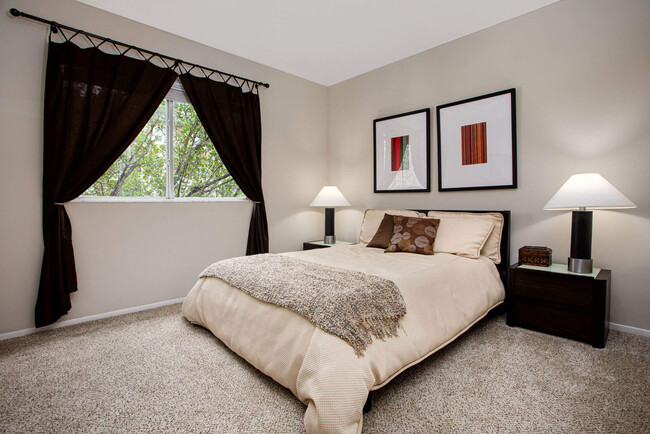 Bedroom with large window - The Barrington Club