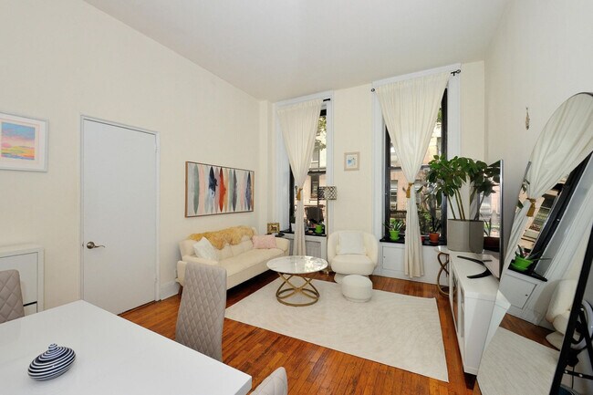Foto del edificio - 120 E 40th St