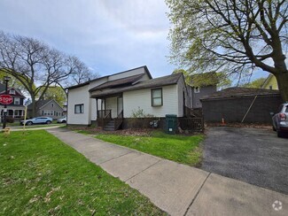 Building Photo - 713 Meigs St