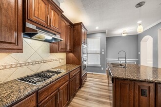 Building Photo - 5309 Nolda St