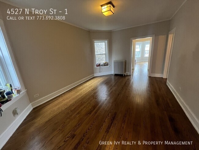 Building Photo - 4527 N Troy St