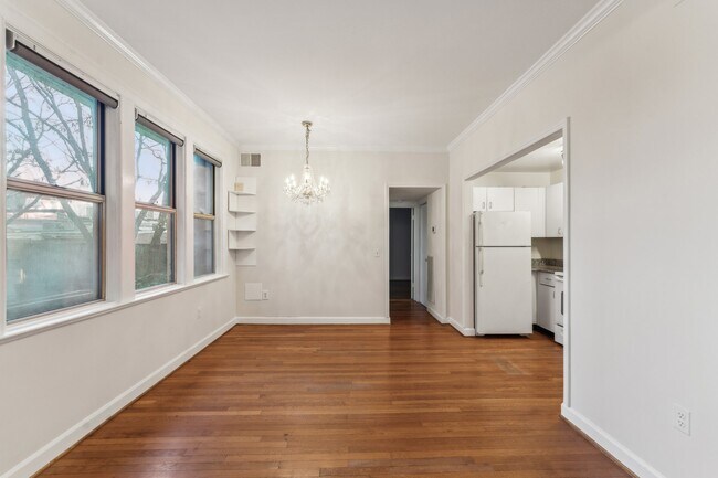 Foto del edificio - 1615 Kenyon St NW