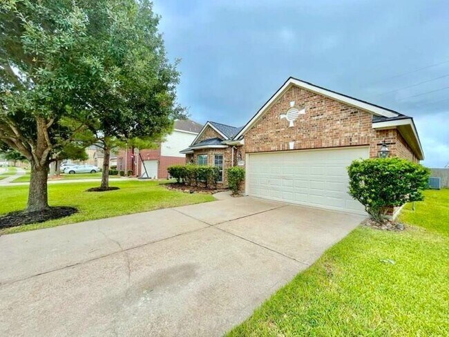 Foto del edificio - 24539 Blane Dr