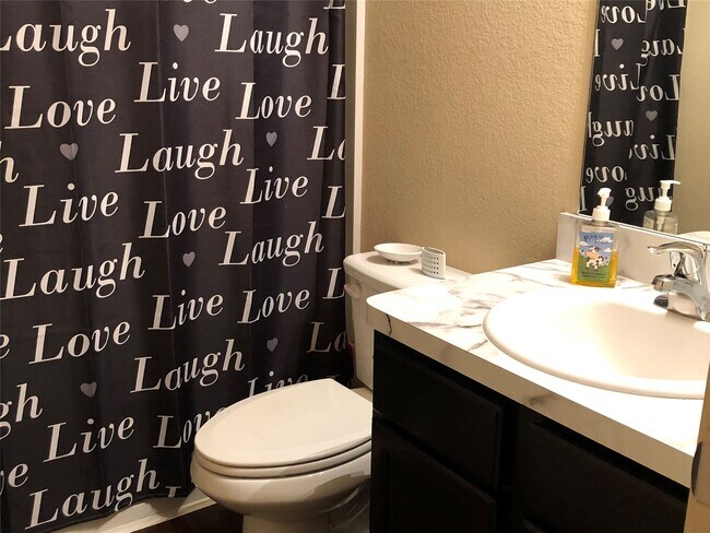 Building Photo - 2035 Naplechase Crest Dr