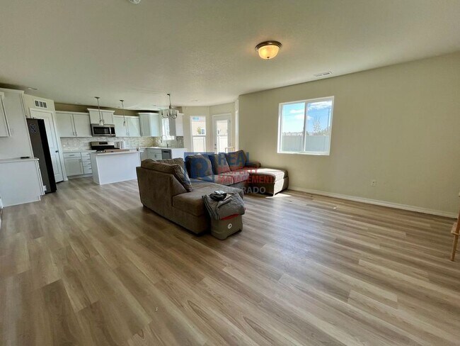 Building Photo - 7363 Coppermine Ct