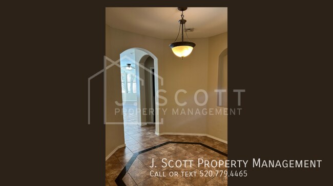 Building Photo - 4266 E Lexington Ave