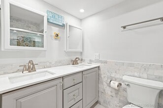 Building Photo - 2121 N Ocean Blvd