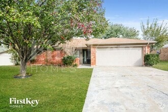 Building Photo - 8513 Crestview Dr