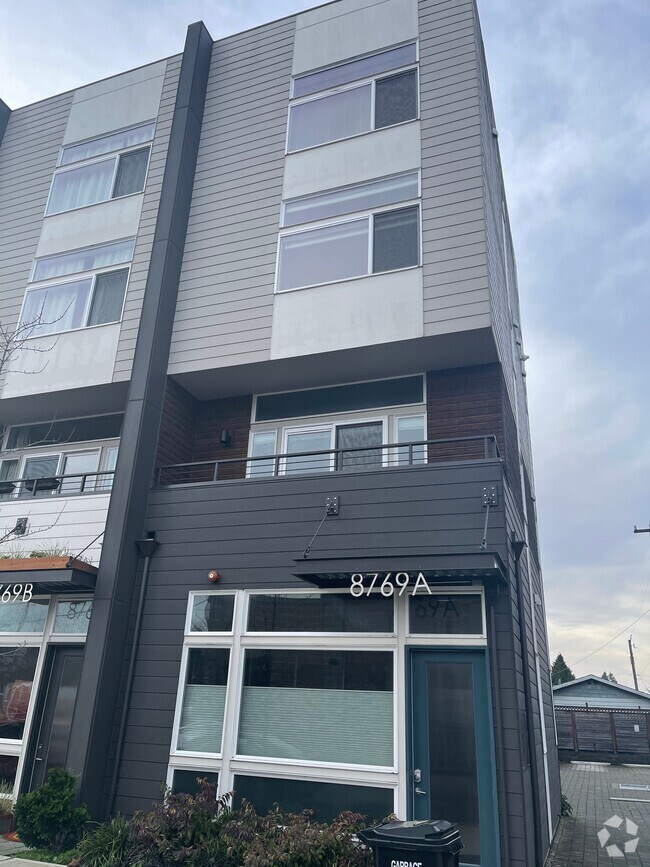 North Beach/ Blue Ridge Apartments for Rent with a Garage Seattle, WA 5 Rentals