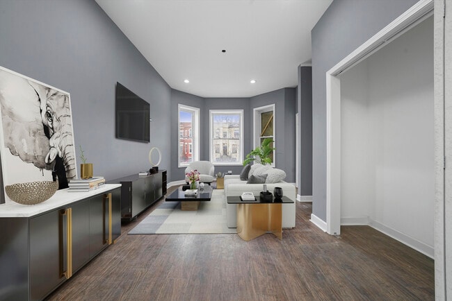Building Photo - 7214 S Saint Lawrence Ave