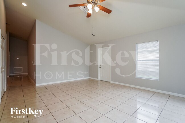 Foto del edificio - 317 Melissa Dr