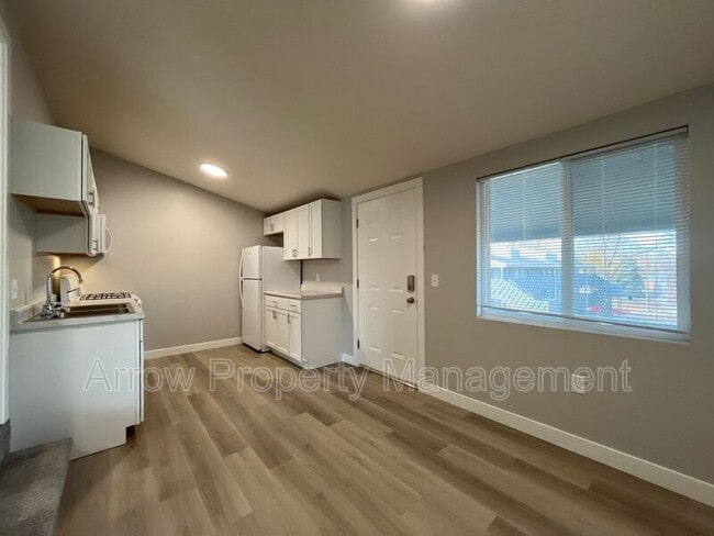 Foto del edificio - 877 N 26th St