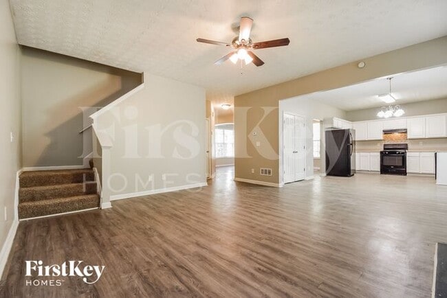 Building Photo - 1824 Carisbrook Pl SW