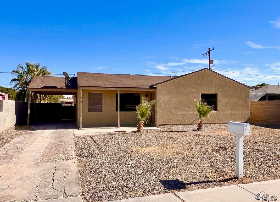Primary Photo - 313 S 23rd Ave