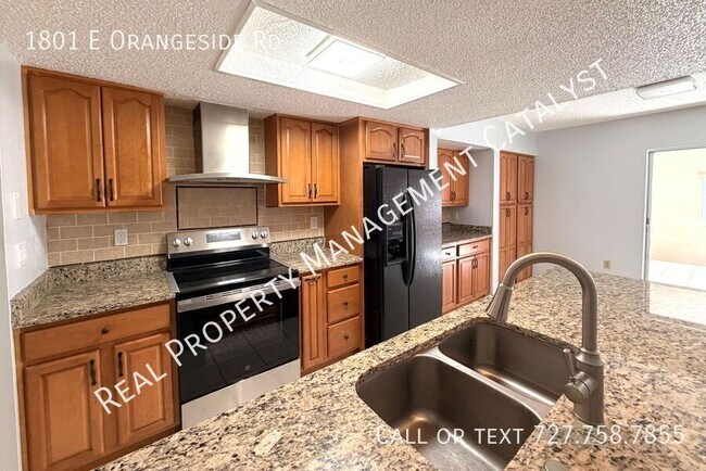 Foto del edificio - 1801 E Orangeside Rd