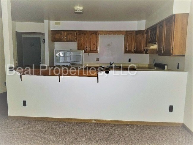 Building Photo - 1 Bedroom Available NOW in Downtown Monroe