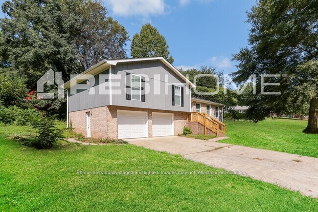 Building Photo - 8225 Freestone Dr