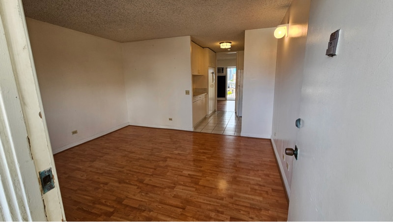 Primary Photo - 1516 Ward Ave